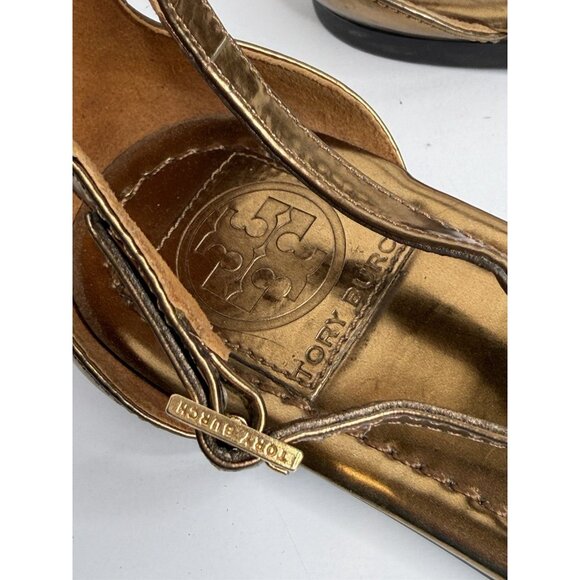Tory Burch Metallic Leather T Strap Thong Sandals US 7.5 Gold Logo Flats - Picture 6 of 9
